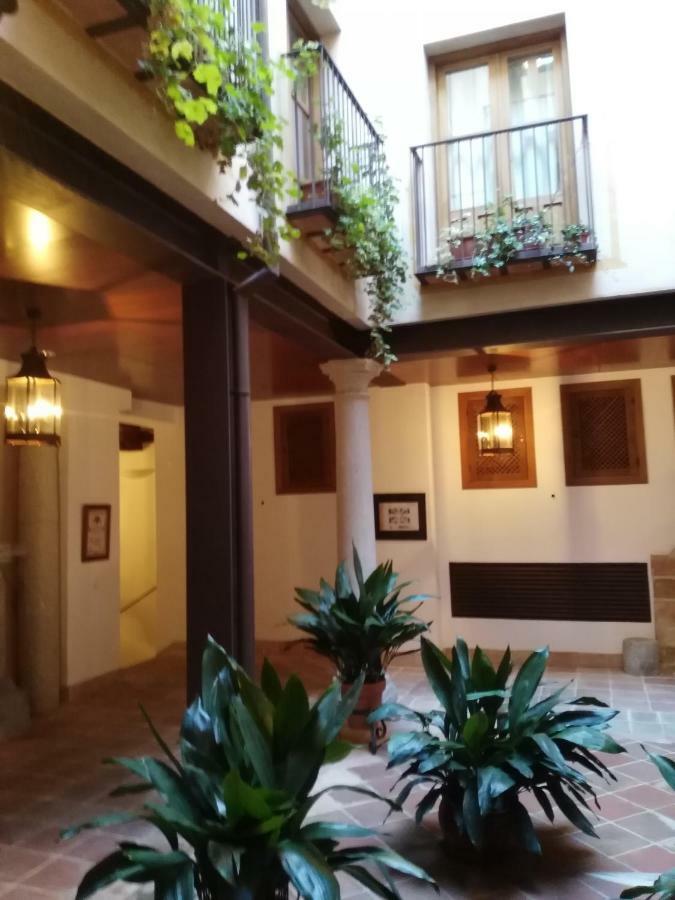 Apartamentos Nuncio Viejo Toledo Luaran gambar