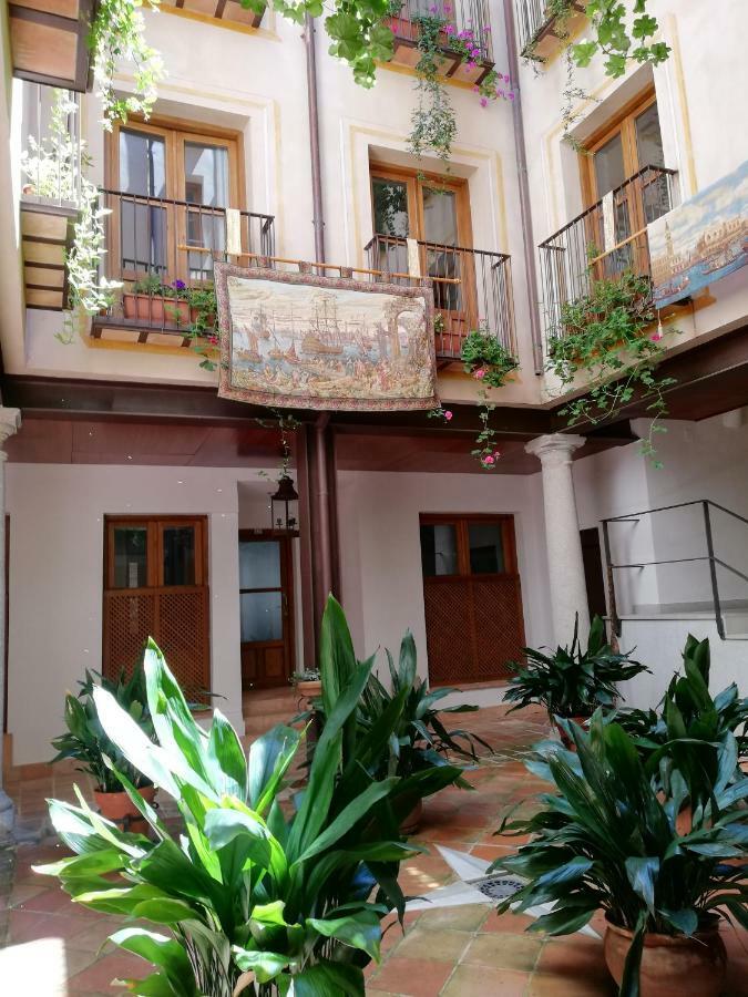Apartamentos Nuncio Viejo Toledo Luaran gambar